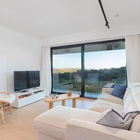 Apartment Montreal G008 You, Me & The Sea *